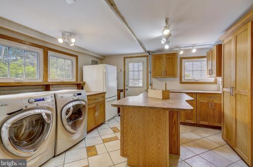 107 Bartholomew Rd, Berwyn PA  19312-1604 exterior