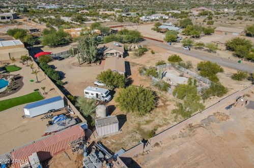 39029 11 Ave, Phoenix AZ 85021-5626 exterior