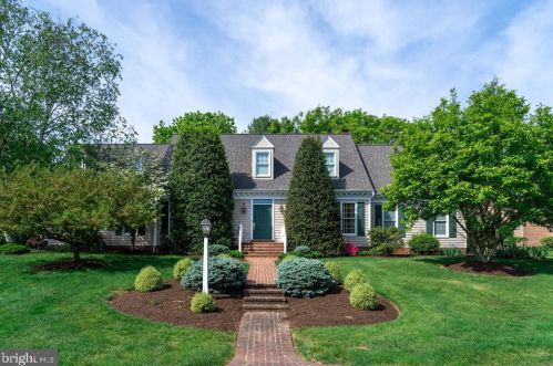 2117 Mallard Dr, Lancaster, PA 17601-5449