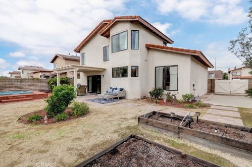 4108 Konya Dr, Torrance CA 90503-1826 exterior