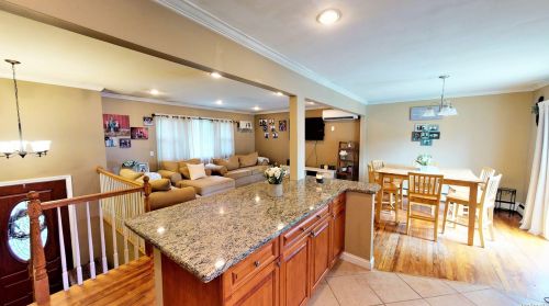 100 Cypress Dr, San Remo, NY 11754-2304
