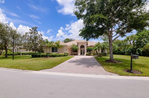 10317 Crosby Pl, Fort Pierce FL  34986-3055 exterior