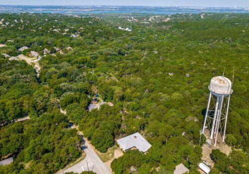 1509 Vly Vw Dr, Cedar Hill TX 75104-7841 exterior