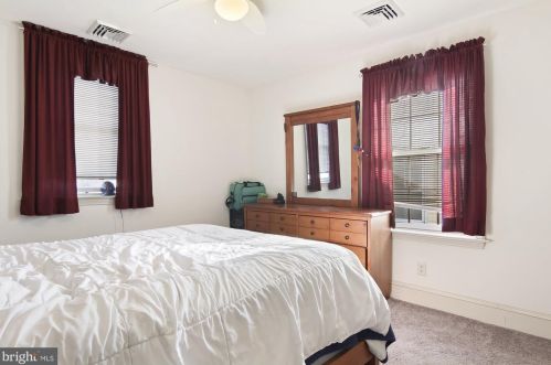 30 Main St, Camp Hill PA  17011-6326 exterior