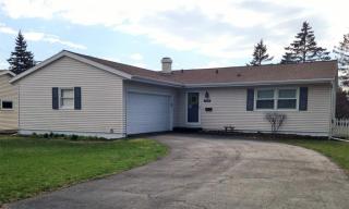 1318 Rae Ln, Madison, WI 53711-3334
