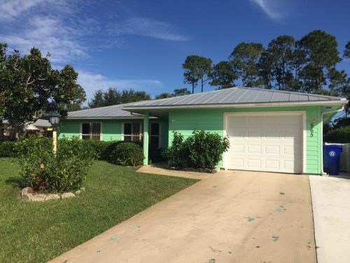 565 Glencove St, Sebastian, FL 32958-4433
