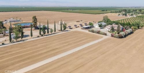 15414 Cuda Dr, Bakersfield CA  93307-9279 exterior