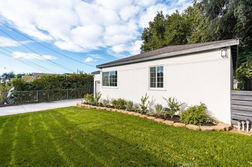 2485 Grandeur Ave, Altadena CA  91001-5548 exterior