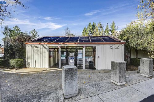 1860 Deep Creek Ct, San Jose CA  95148-1403 exterior