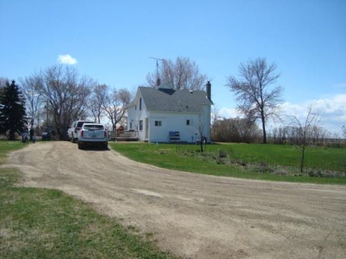 5516 73rd Ave, Penn, ND 58362-9572