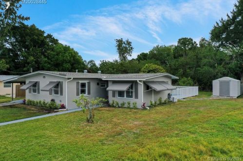 2835 Treasure Island Rd, Fort Pierce, FL 34952-5729