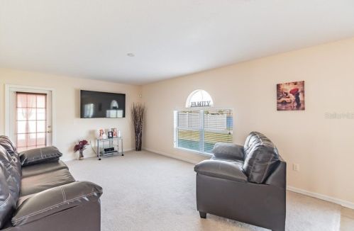 4082 Longworth Loop, Kissimmee FL 34744-9175 exterior