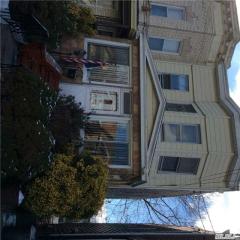 8619 98th St, Jamaica, NY 11421-1733