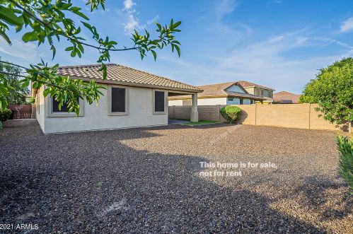 1377 Chestnut Ln, Gilbert AZ  85298-6844 exterior