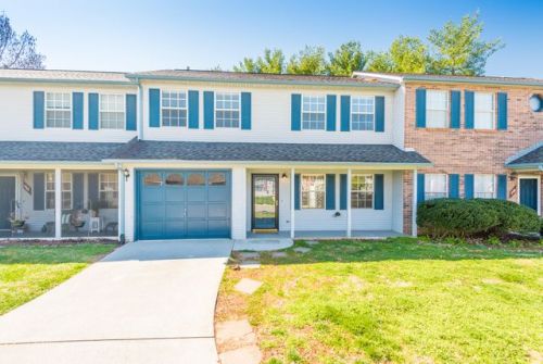 1754 William Blount Dr, Maryville, TN 37801-8384