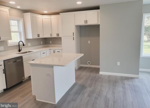 99 Sorghum Mill Rd, Dover DE  19901-6806 exterior