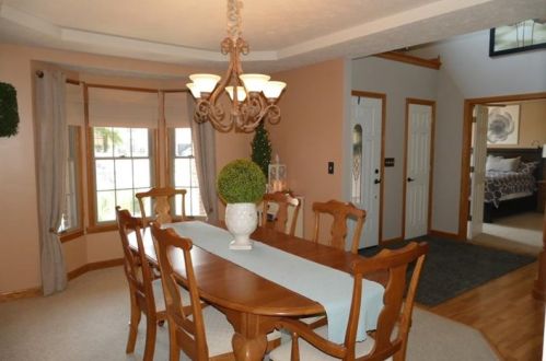 3104 Sugarberry Ln, New Castle PA  16105-1382 exterior