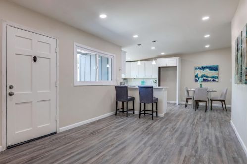 747 Garfield Ave, El Cajon CA  92020-2017 exterior