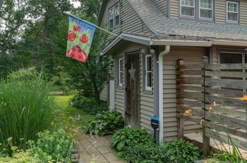 25 Losee Dr, Litchfield, CT 06778-2507