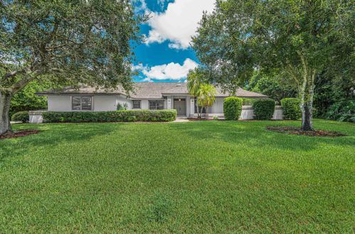 1490 56th Sq, Vero Beach, FL 32966-2312