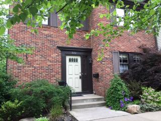 222 Saint Claire Dr, Chillicothe, OH 45601-2128