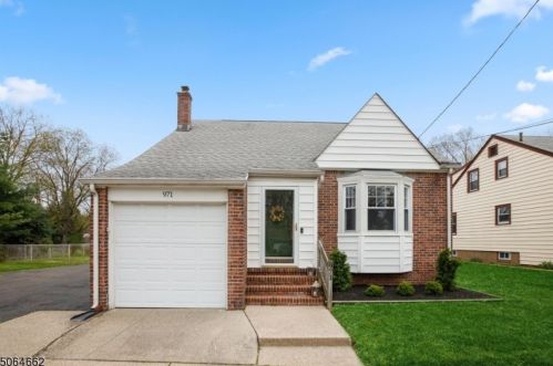 971 Ross St, Rahway NJ  07065-2151 exterior