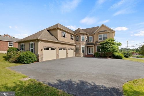 5301 Devonshire Rd, Harrisburg, PA 17112-3906