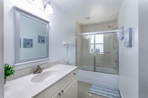 814 Thompson Ave, Lehigh Acres FL 33972-3312 exterior