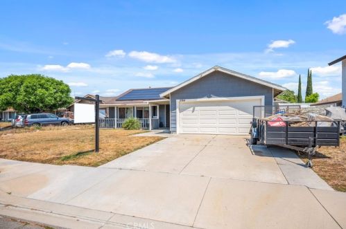 5164 Jasmine St, San Bernardino, CA 92407-2493