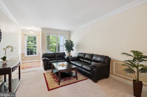 16 Portsmouth Cir, Glen Mills PA  19342-2625 exterior