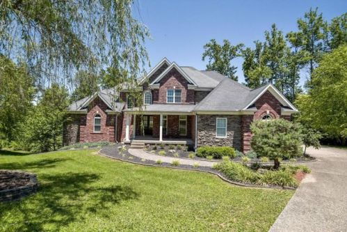 6100 Gilliam Ct, Crestwood, KY 40014-7900