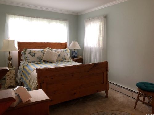 15 David Ct, West Islip NY  11795-3503 exterior