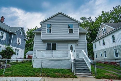 211 College St, Springfield MA  01109-4404 exterior