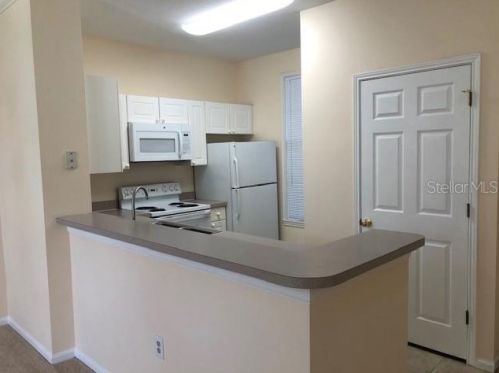 507 Water St, Kissimmee, FL 34747-4640