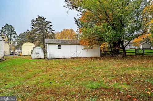 428 Neiffer Rd, Collegeville PA  19473-1415 exterior