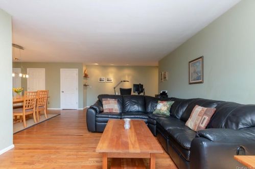 154-A Broadway, White Plains, NY 10603-3632