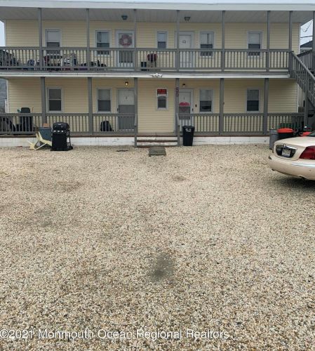 55 Sampson Ave, Pelican Island, NJ 08751-1934
