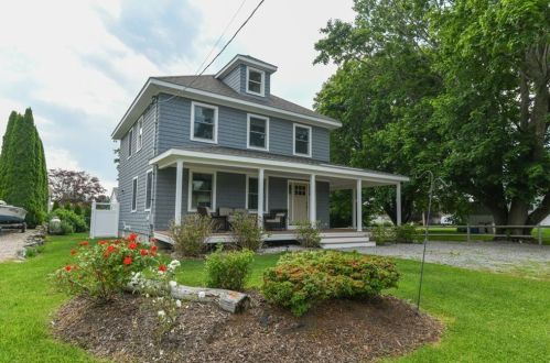 31 Abalone Rd, South Kingstown RI  02874-2735 exterior