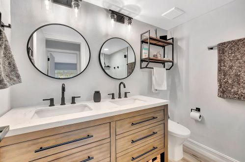 446 Normandy J, Delray Beach FL  33484-4874 exterior