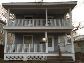 1025 James Ave, Minneapolis MN  55423-2922 exterior