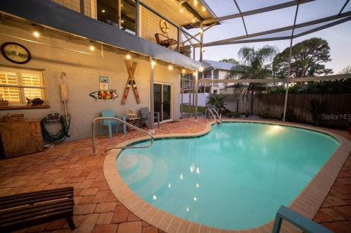201 Lagoon Dr, Palm Harbor, FL 34683-5439