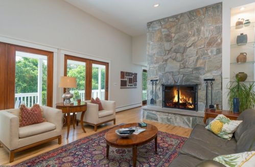 327 Longview Acres Ct, Fredon NJ  07860-6210 exterior