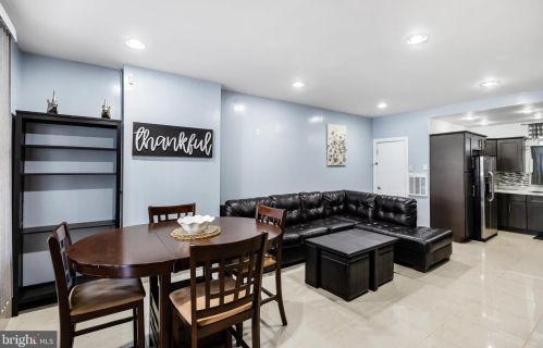 4552 Hicks St, Philadelphia, PA 19140-1105