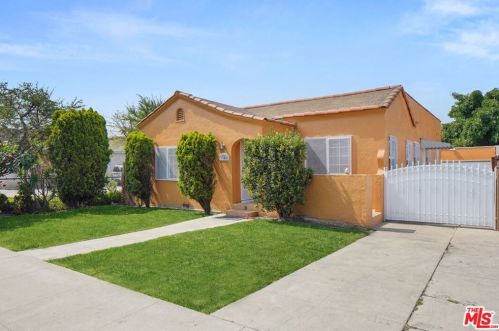 3386 Virginia St, Lynwood, CA 90262-4809