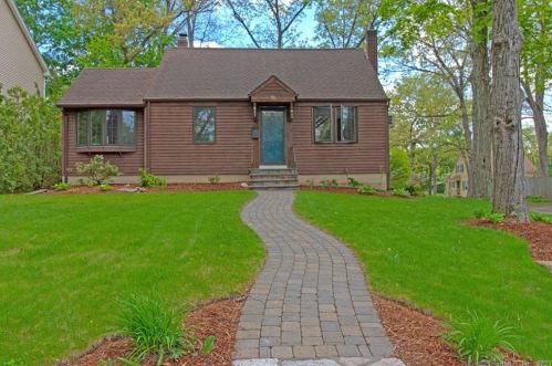 82 Chambers St, Manchester CT  06042-2912 exterior