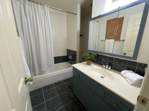 212 Cross St, Woodland CA 95695-4607 exterior