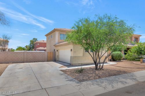 7137 13th Way, Phoenix, AZ 85042-5677