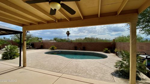 18287 Copper Point Dr, Green Valley, AZ 85614-5193