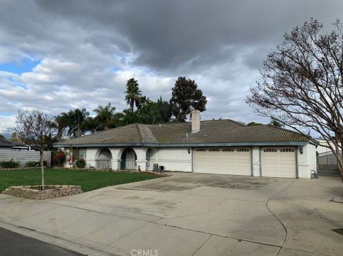 2225 Oaks Ave, Ontario, CA 91762-6065