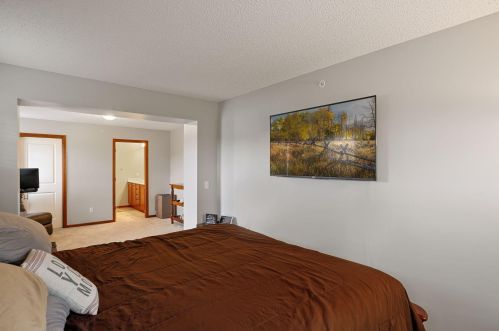 15214 60th Ave, Minneapolis MN  55446-4542 exterior